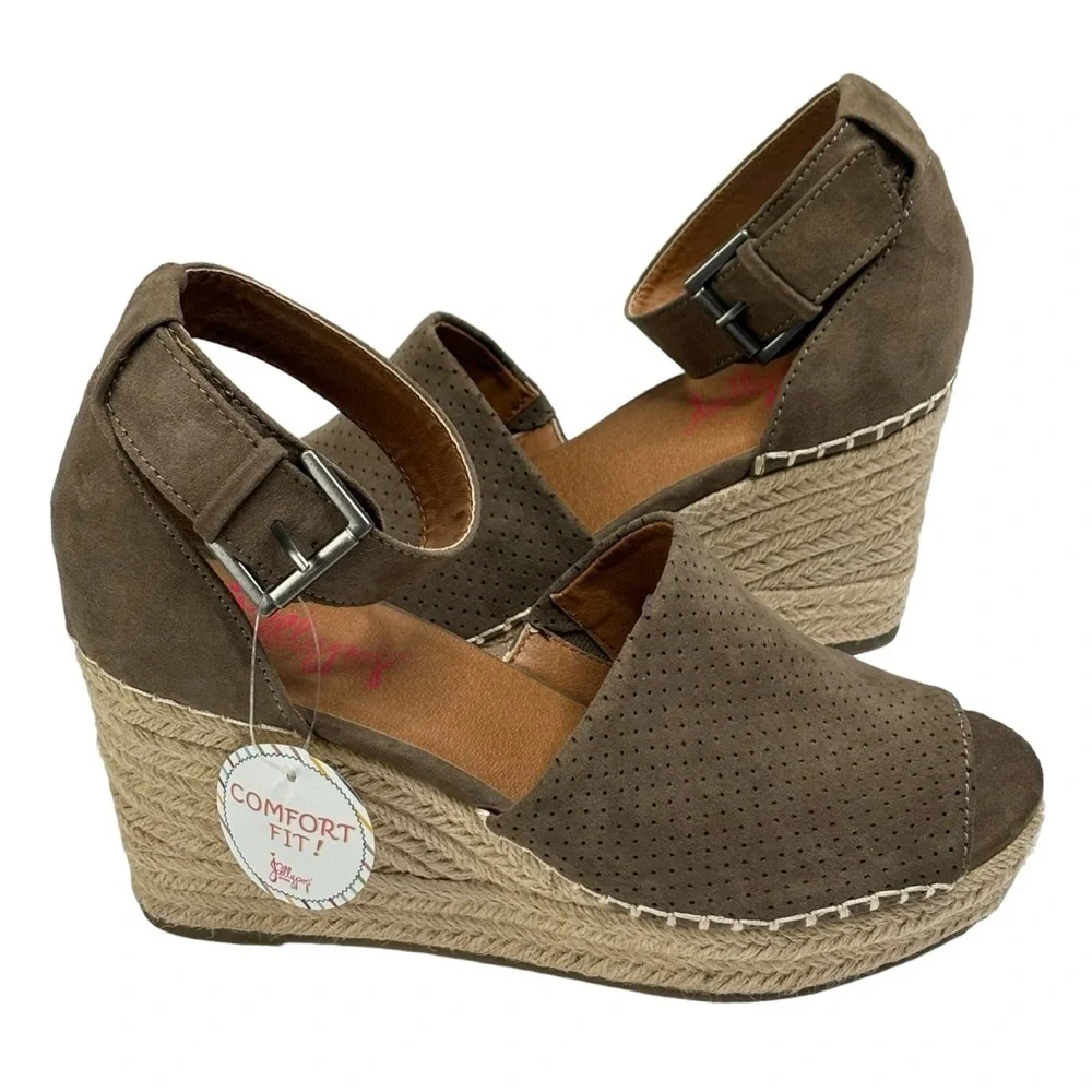 Comfort Fit Jellypop Beige Rafia 4”Wedge Heel Sandals Adjust Ankle Strap Sz. 8.5